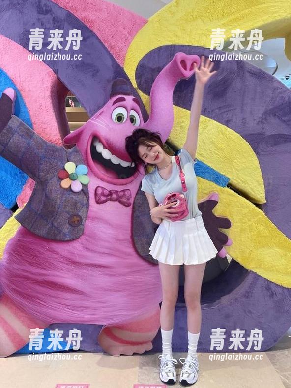 Son Ye Eun 腿长就是任性!Son Ye Eun的长腿私拍原图让你羡慕到无地自容!.txt